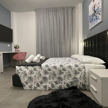 Guest House Kinga Cavour Florenz Exterior foto
