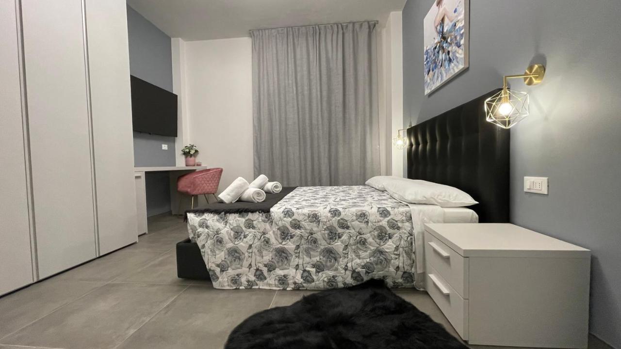 Guest House Kinga Cavour Florenz Exterior foto