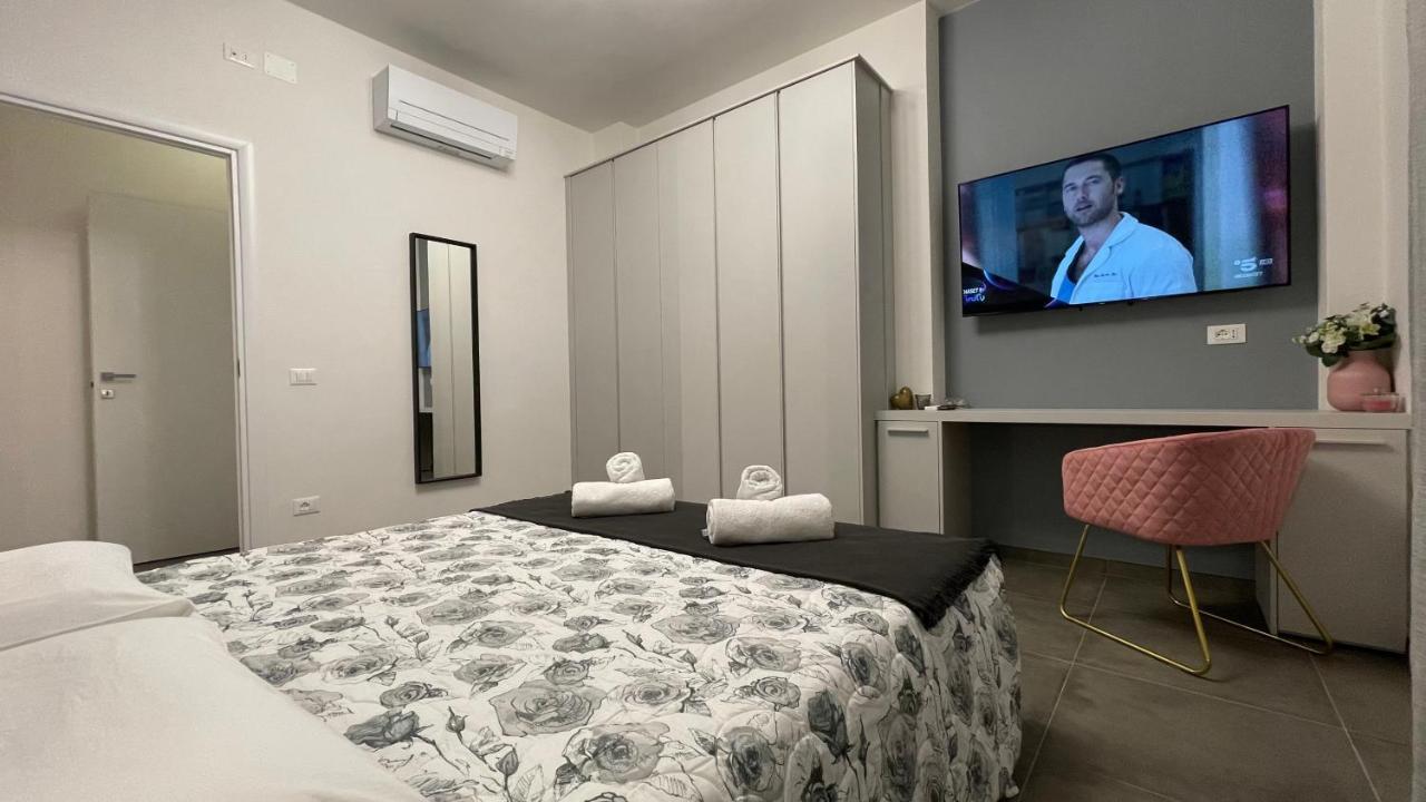 Guest House Kinga Cavour Florenz Exterior foto