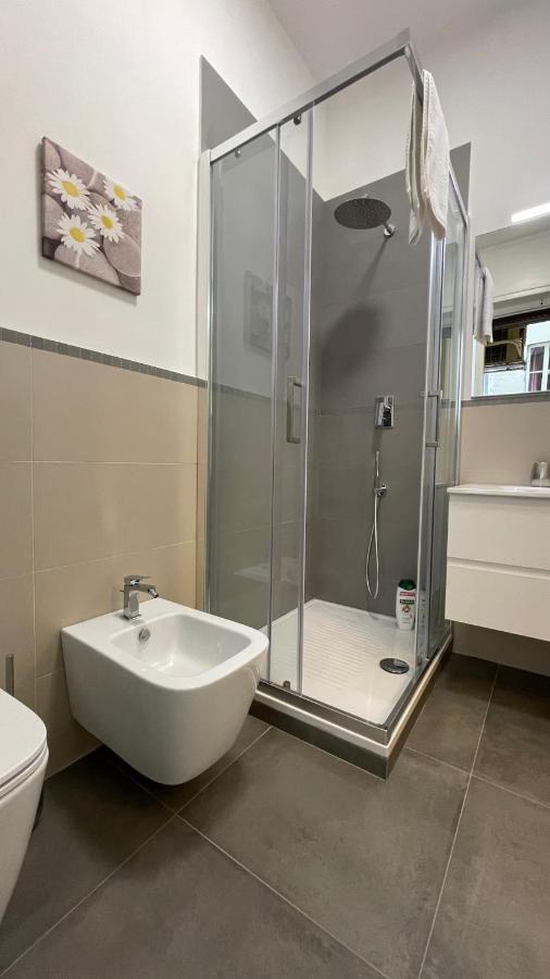 Guest House Kinga Cavour Florenz Exterior foto