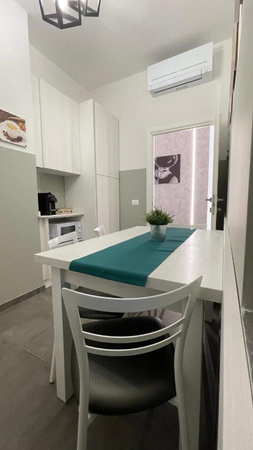 Guest House Kinga Cavour Florenz Exterior foto