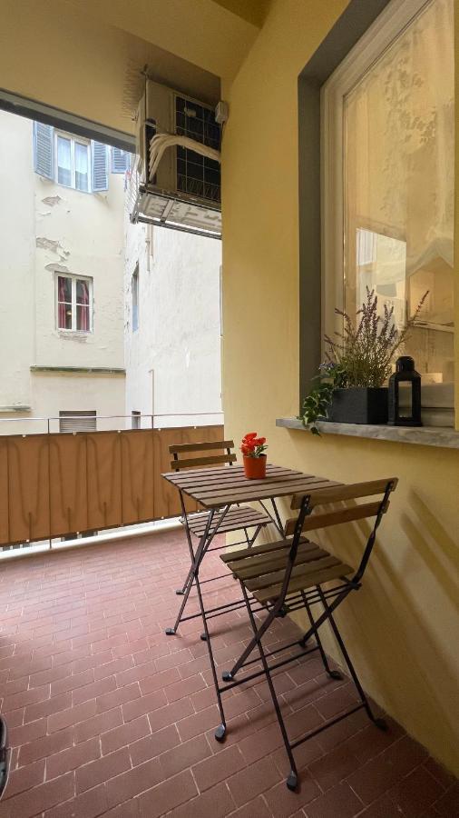 Guest House Kinga Cavour Florenz Exterior foto