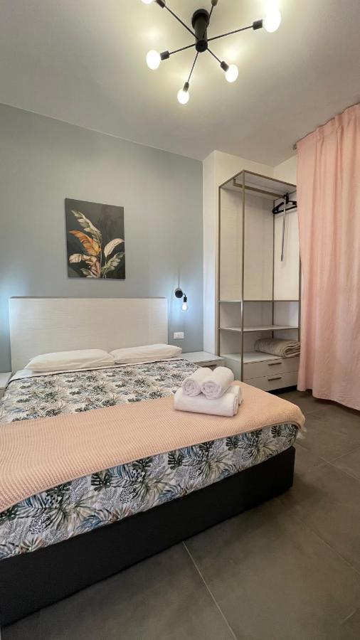 Guest House Kinga Cavour Florenz Exterior foto